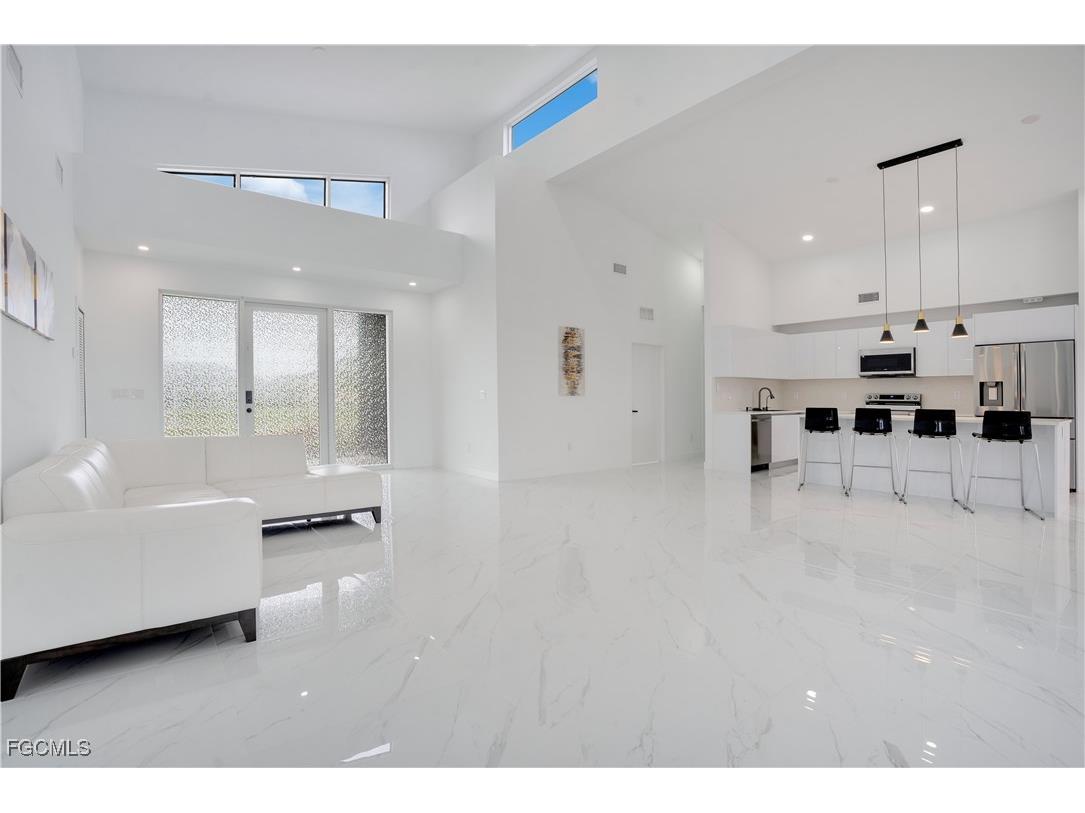 4009 Jacaranda Parkway W Cape Coral FL 33993 2026001378 image7