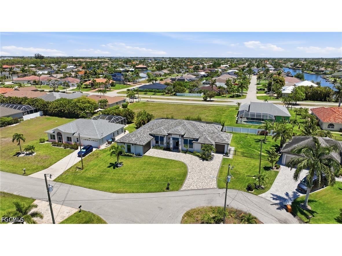 4009 SW 25th Place Cape Coral FL 33914 2026018910 image3