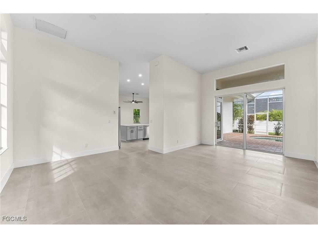 4009 SW 27th Avenue Cape Coral FL 33914 2025018218 image11