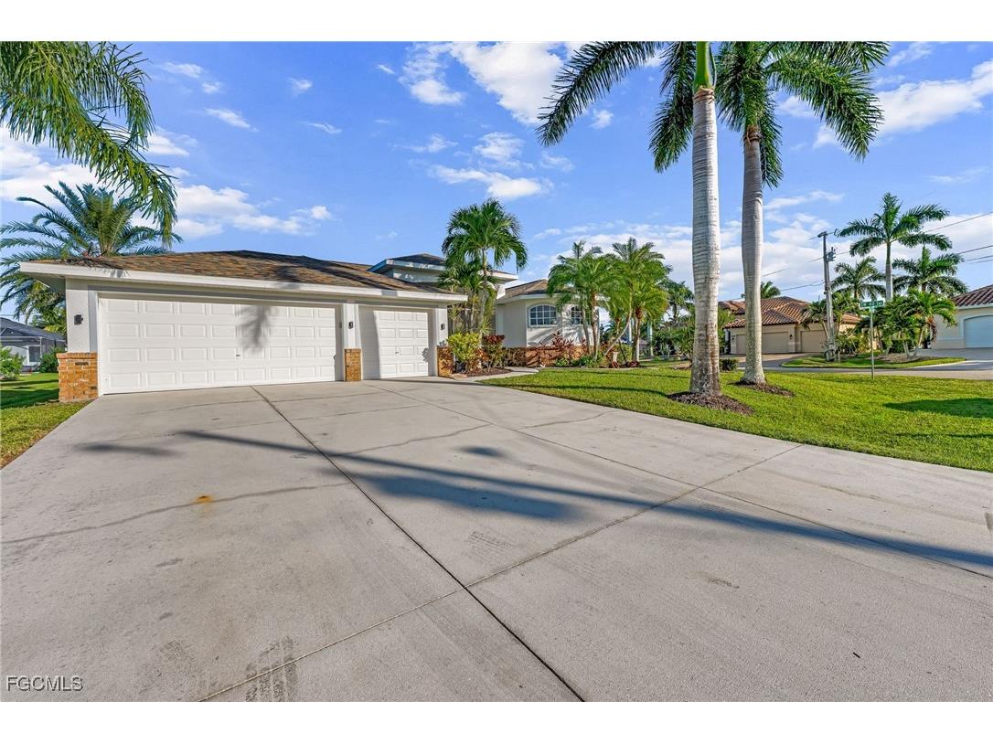 4009 SW 27th Avenue Cape Coral FL 33914 2025018218 image4
