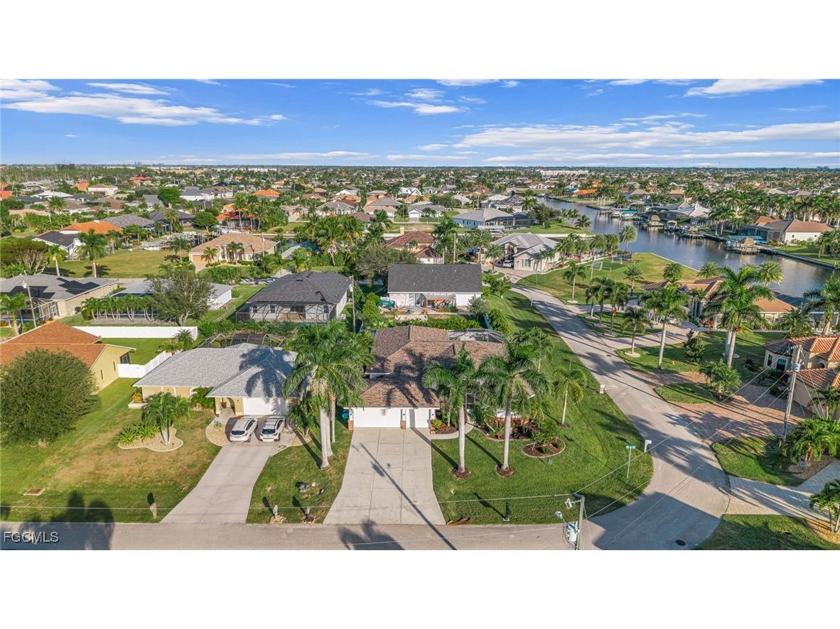 4009 SW 27th Avenue Cape Coral FL 33914 2025018218 image40