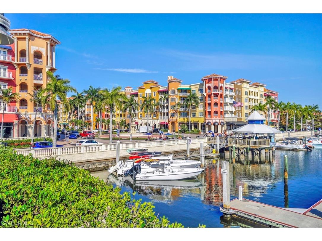 401 Bayfront Place #3204 Naples FL 34102 223024446 image1