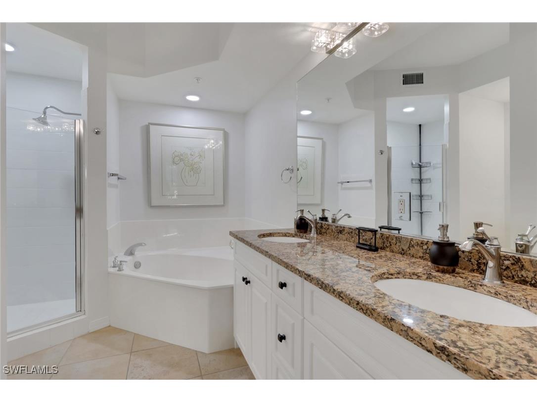 401 Bayfront Place #3207 Naples FL 34102 226005333 image5