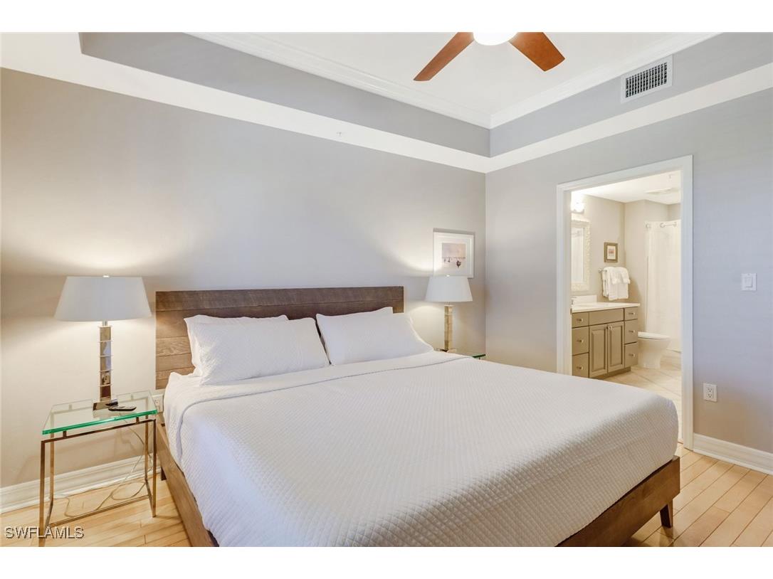 401 Bayfront Place #3303 Naples FL 34102 226005336 image9