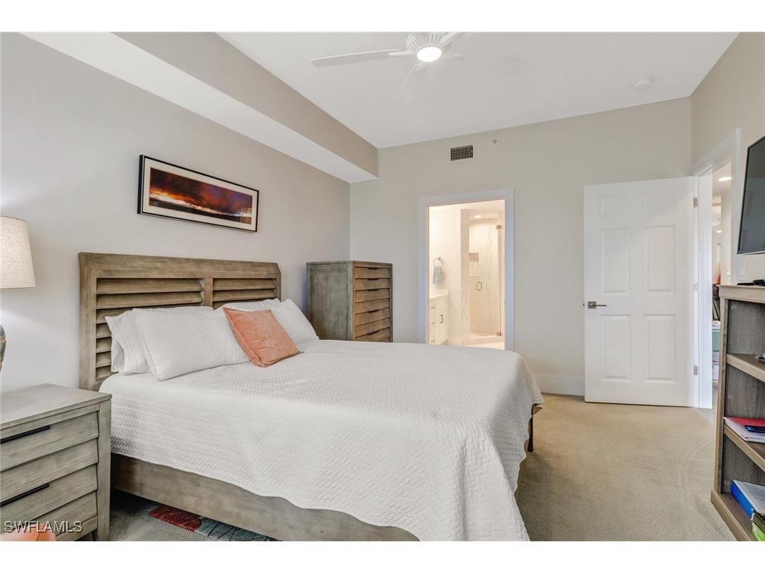 401 Bayfront Place #3306 Naples FL 34102 225070465 image13