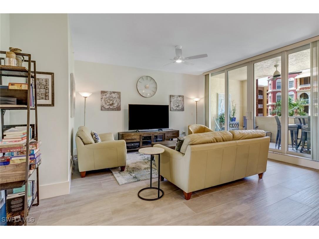 401 Bayfront Place #3306 Naples FL 34102 225070465 image3