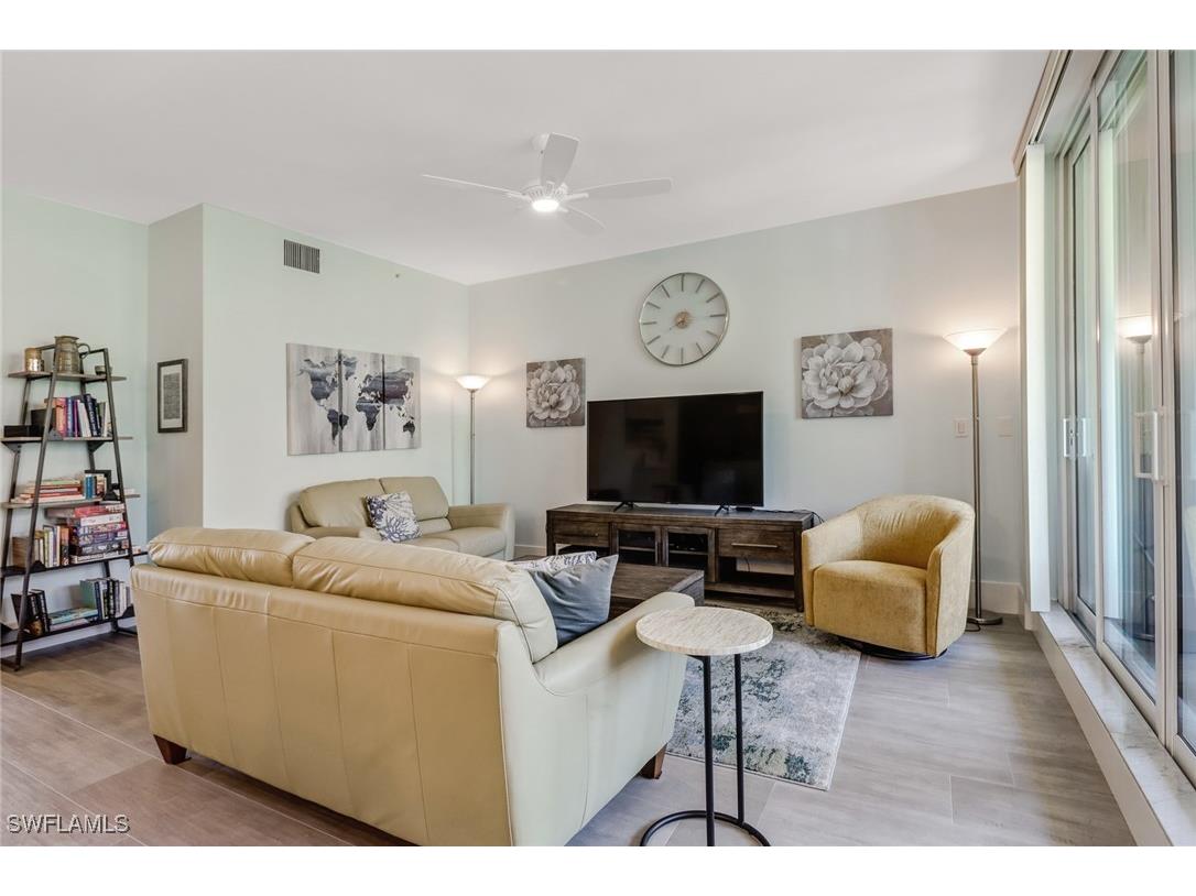 401 Bayfront Place #3306 Naples FL 34102 225070465 image4