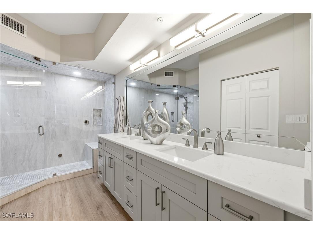 401 Bayfront Place #3307 Naples FL 34102 226001978 image16