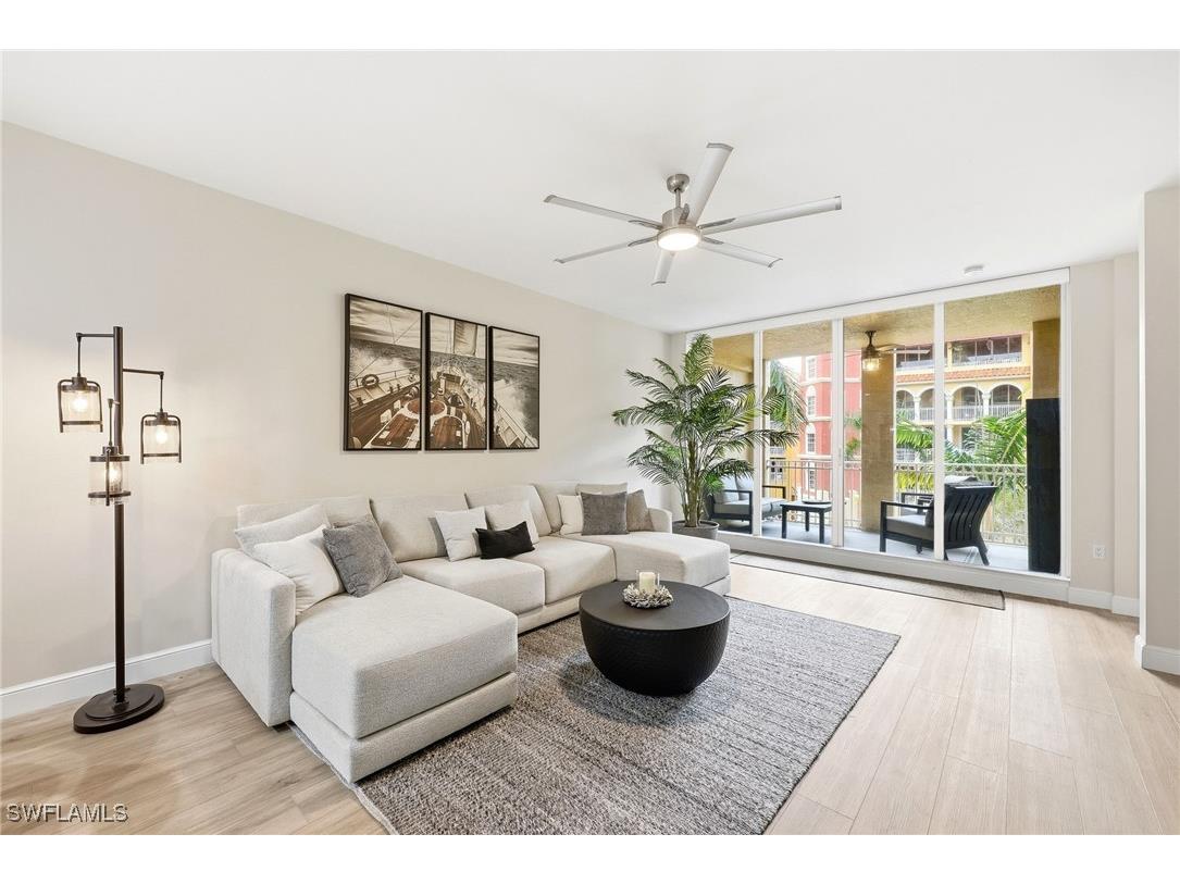 401 Bayfront Place #3307 Naples FL 34102 226001978 image2