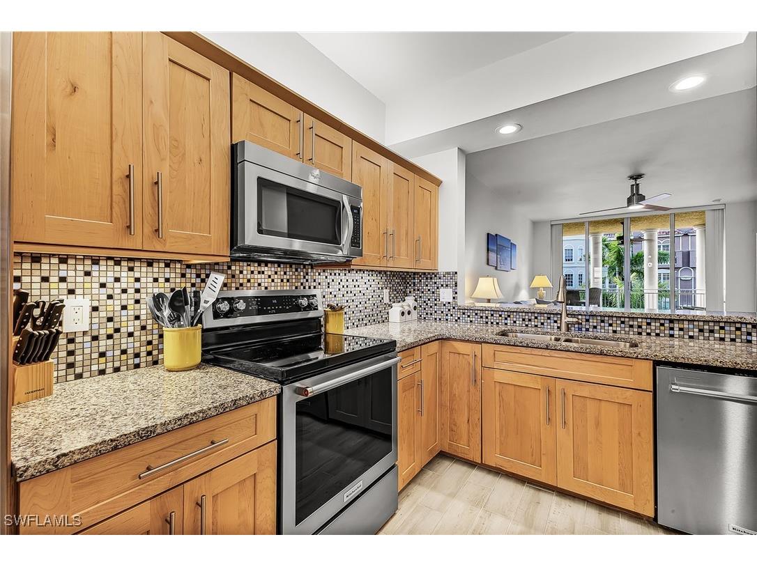 401 Bayfront Place #3405 Naples FL 34102 226001917 image7