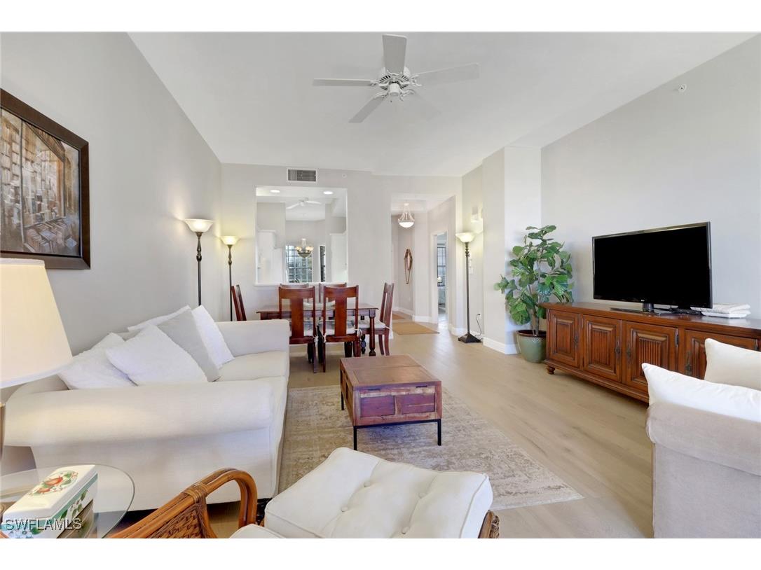 401 Bayfront Place #3502 Naples FL 34102 225062487 image1