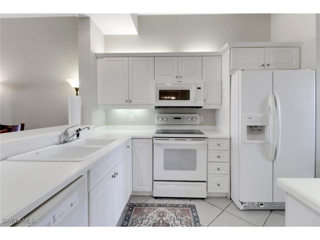 401 Bayfront Place #3502 Naples FL 34102 225062487 image4