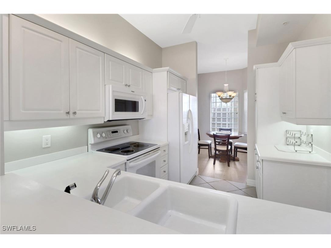 401 Bayfront Place #3502 Naples FL 34102 225062487 image5