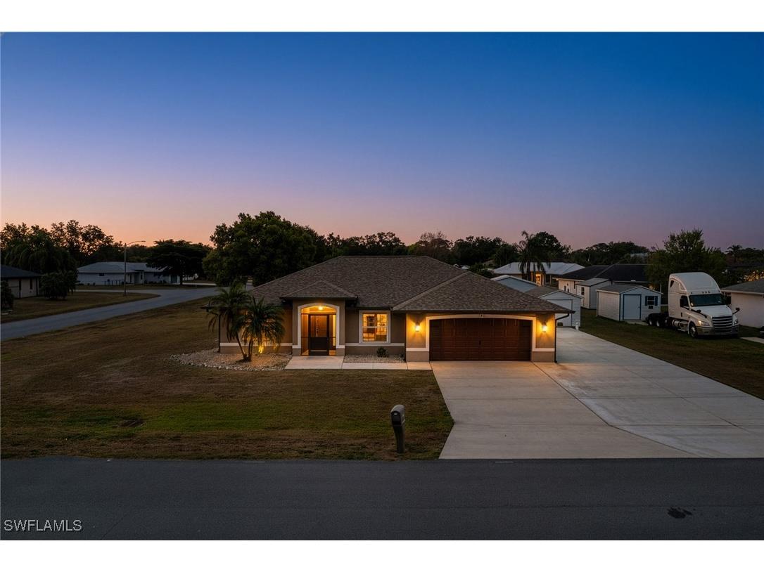 401 Candlewick Circle E Lehigh Acres FL 33936 226002489 image47