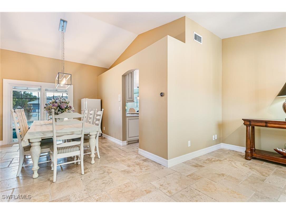 401 Candlewick Circle E Lehigh Acres FL 33936 226002489 image7