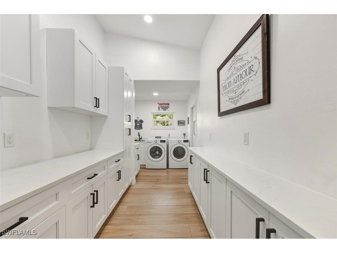 401 Countryside Drive Naples FL 34104 225079207 image24