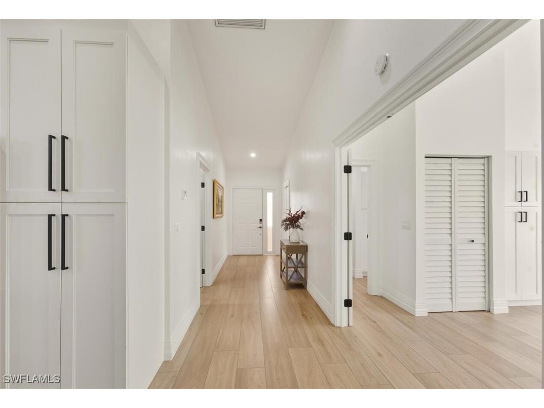 401 Countryside Drive Naples FL 34104 225079207 image4