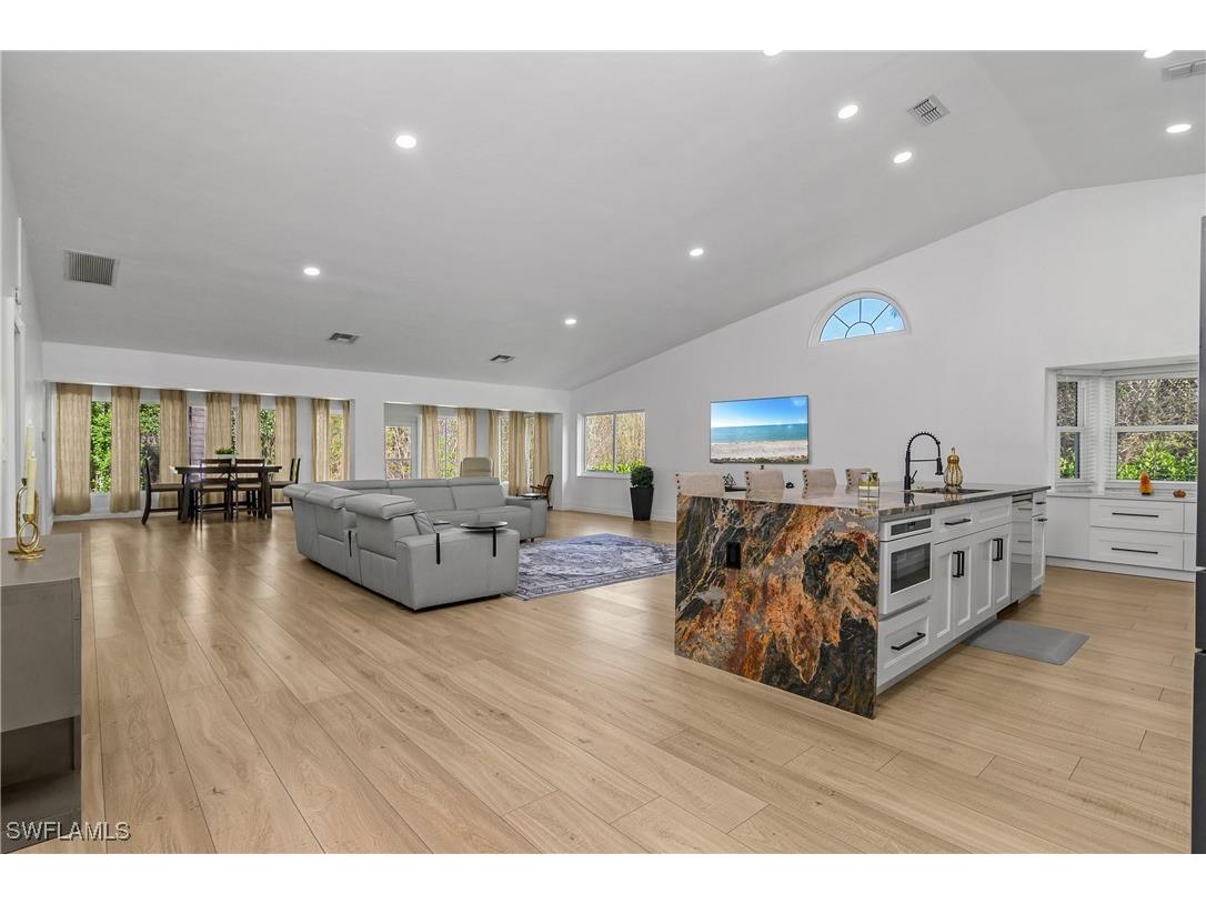 401 Countryside Drive Naples FL 34104 225079207 image6