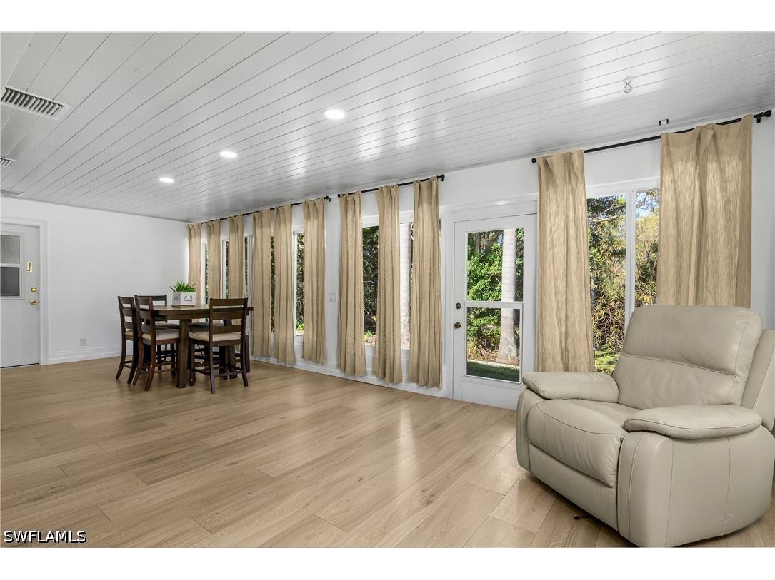 401 Countryside Drive Naples FL 34104 226022218 image15