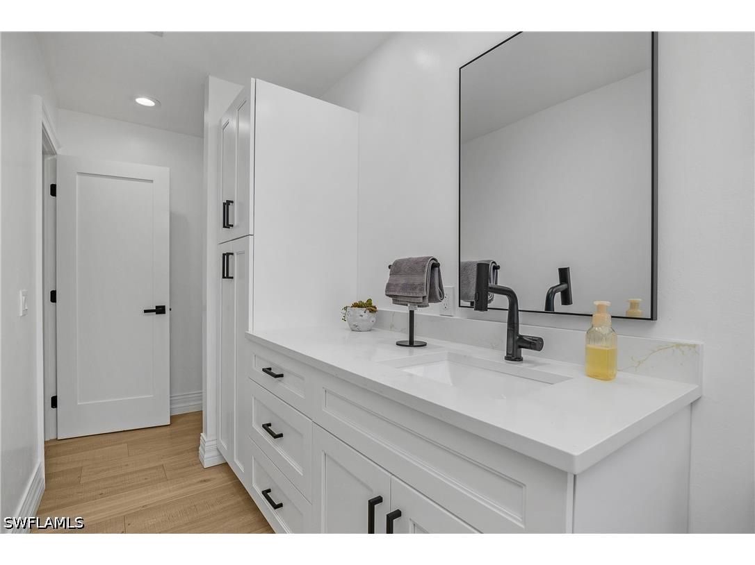 401 Countryside Drive Naples FL 34104 226022218 image33