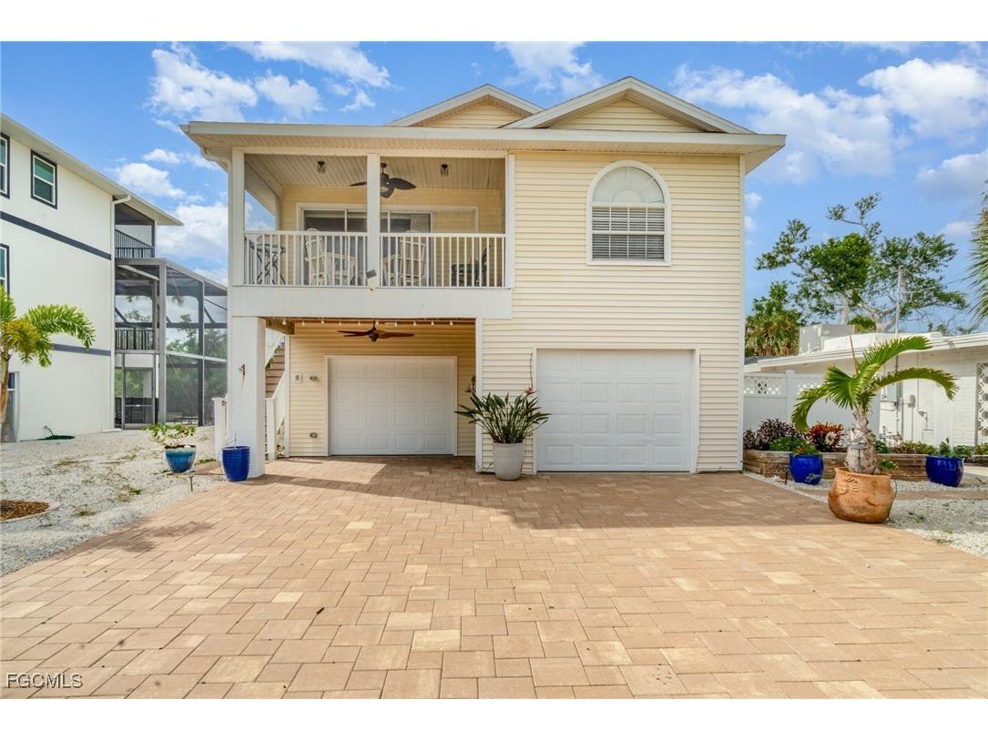 401 Donora Boulevard Fort Myers Beach FL 33931 2025007255 image2