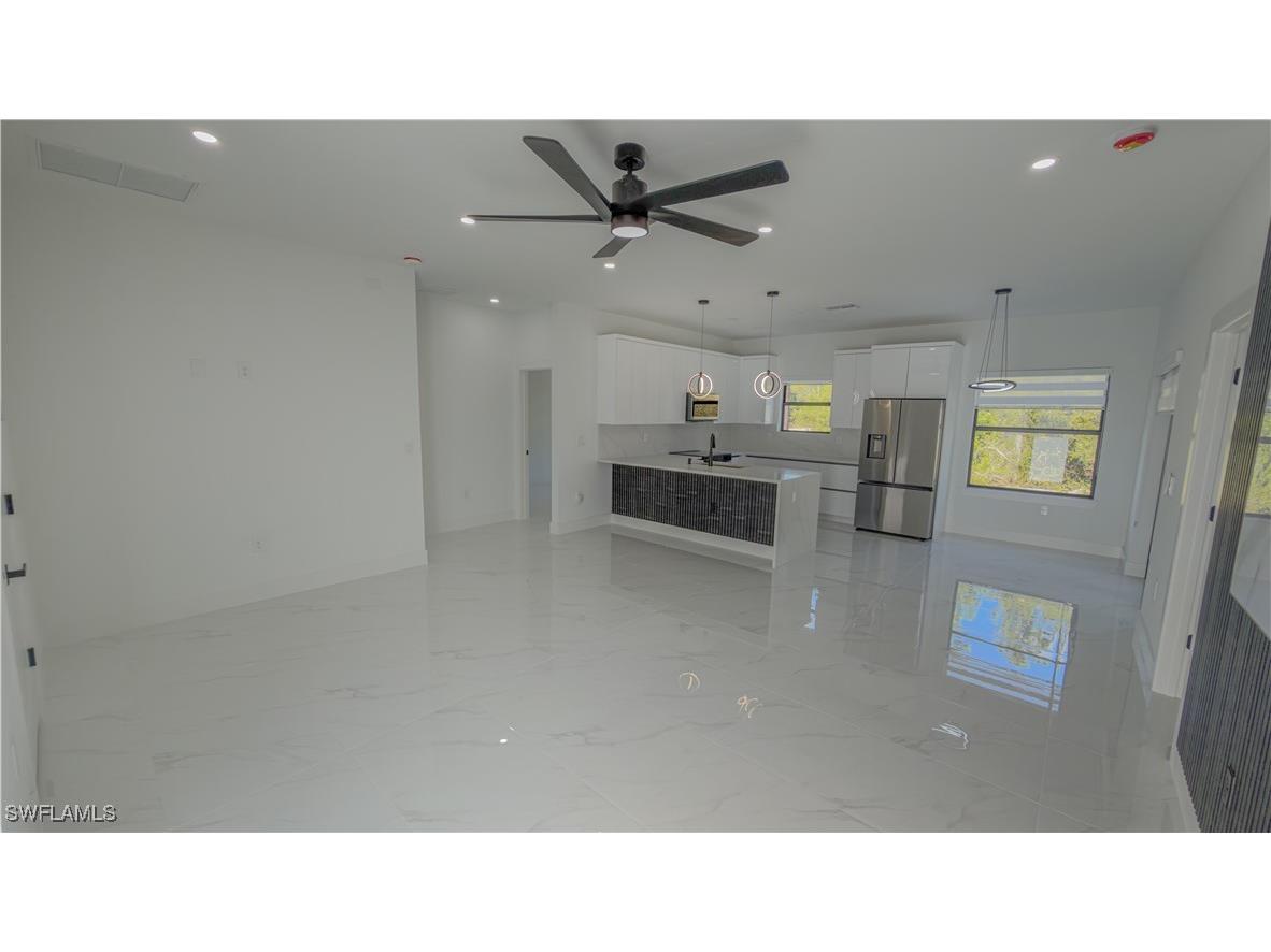 401 E 17th Street Lehigh Acres FL 33972 225074683 image2