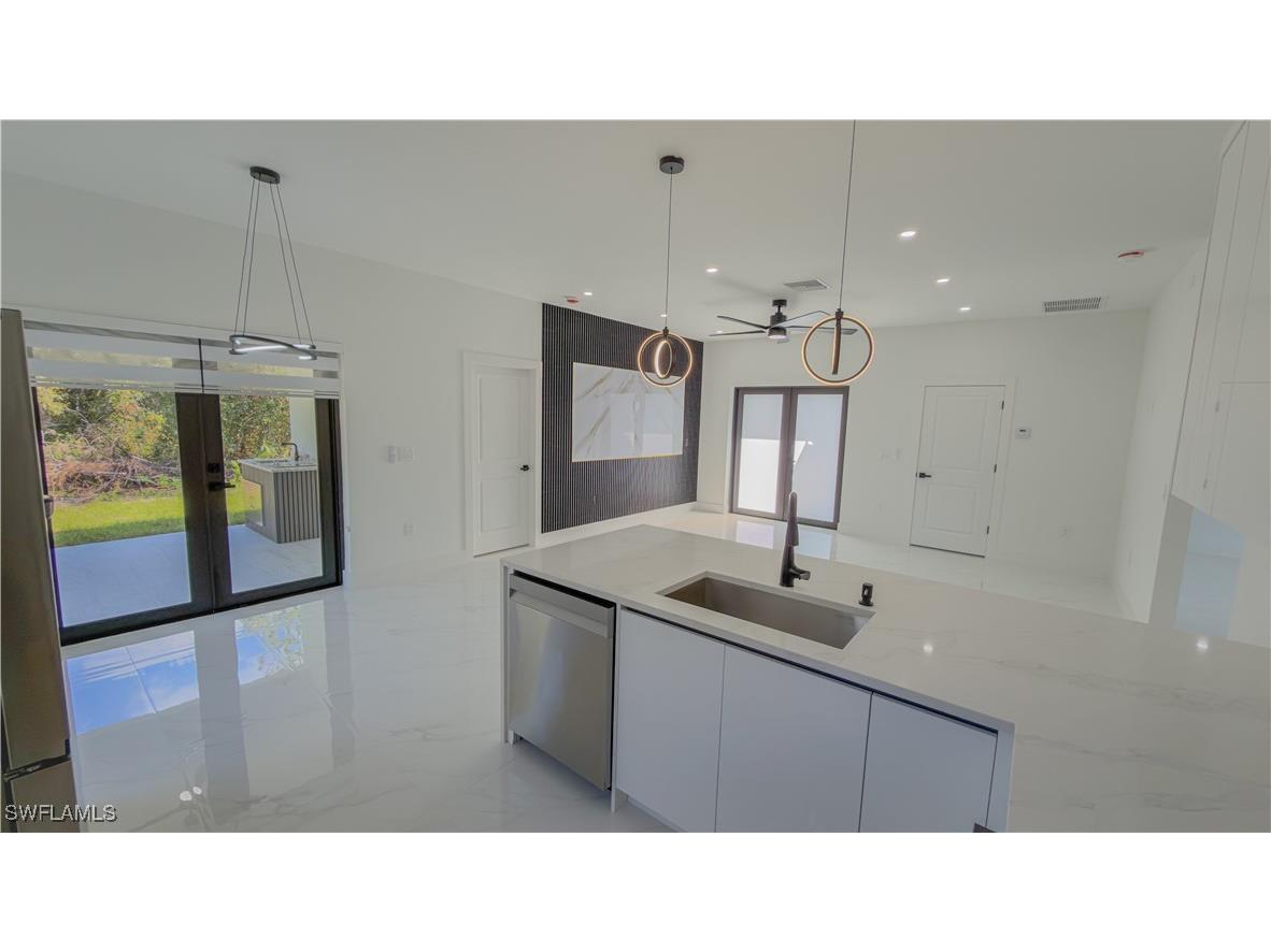 401 E 17th Street Lehigh Acres FL 33972 225074683 image8