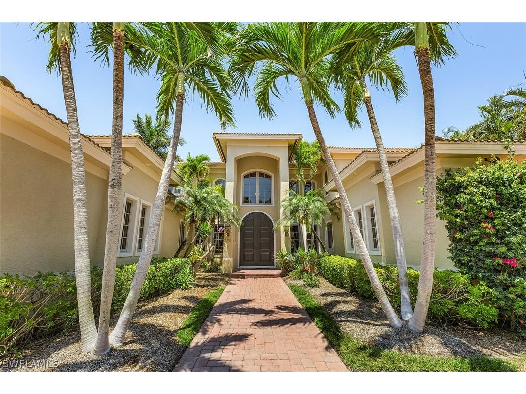 401 Hawser Lane Naples FL 34102 224044095 image1