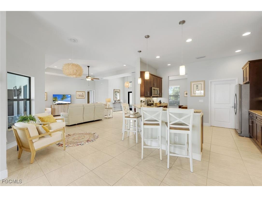 401 NE 19th Place Cape Coral FL 33909 2025019972 image15