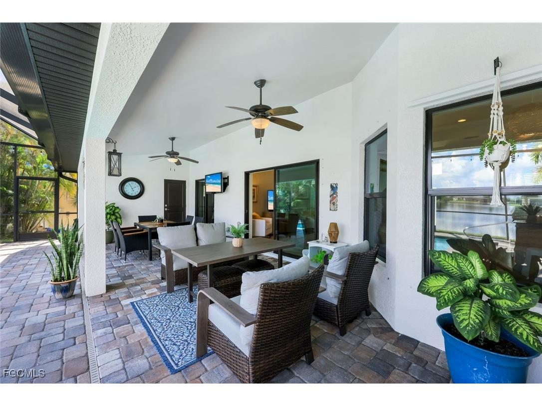 401 NE 19th Place Cape Coral FL 33909 2025019972 image23