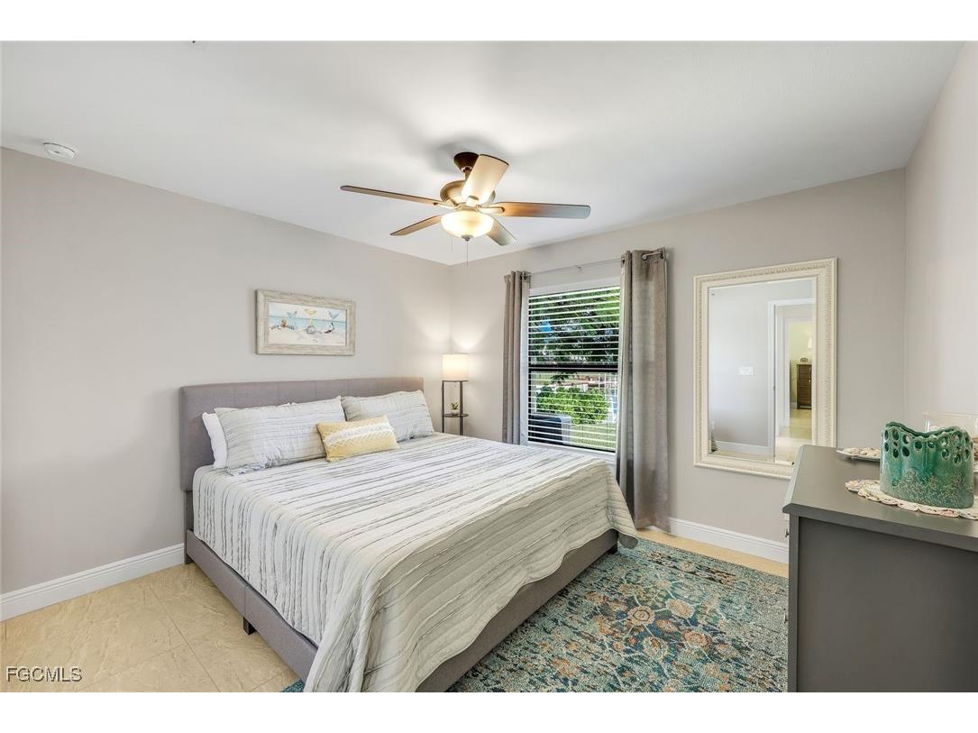 401 NE 19th Place Cape Coral FL 33909 2025019972 image37