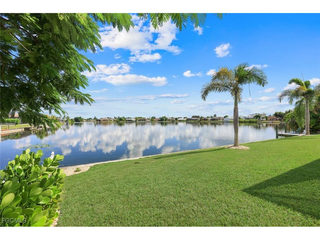 401 NE 19th Place Cape Coral FL 33909 2025019972 image40