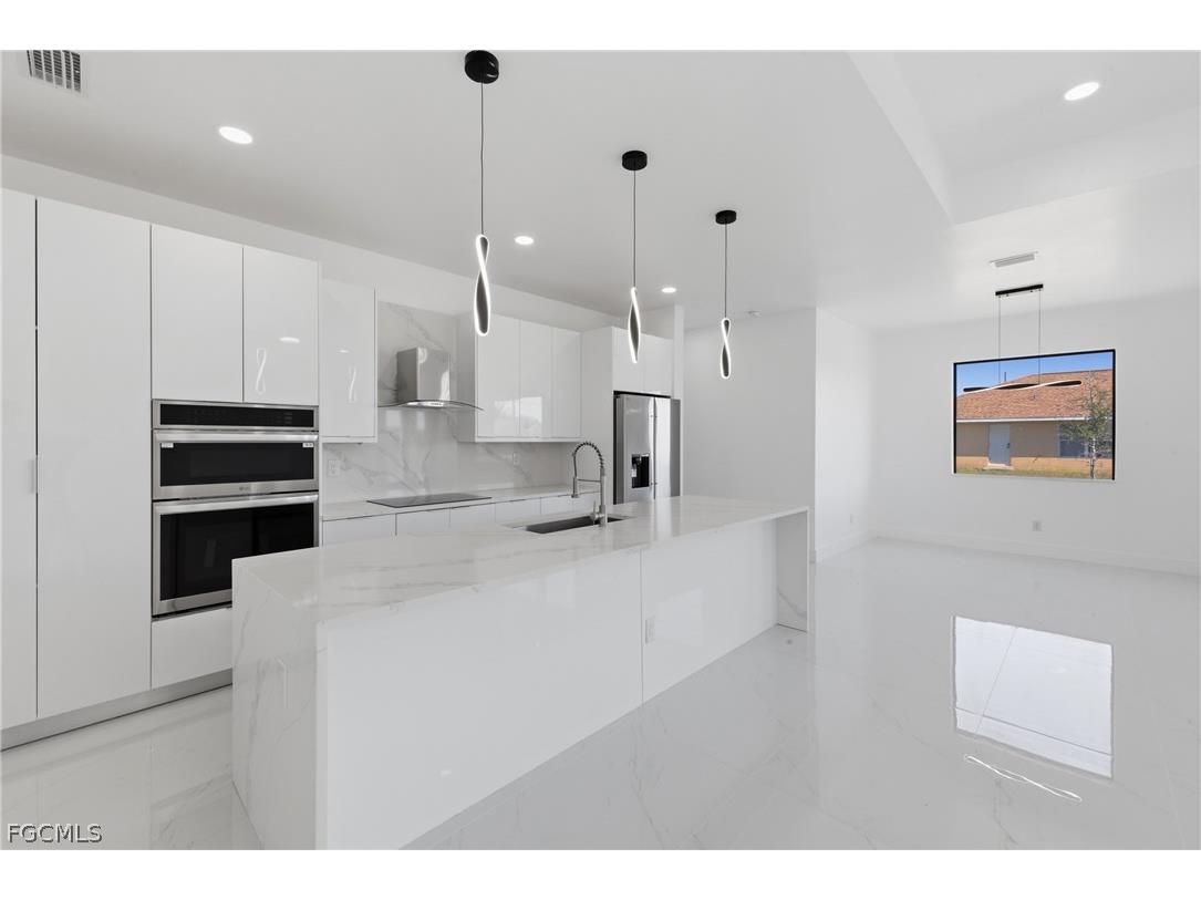 401 NW 25th Avenue Cape Coral FL 33993 2026010353 image14