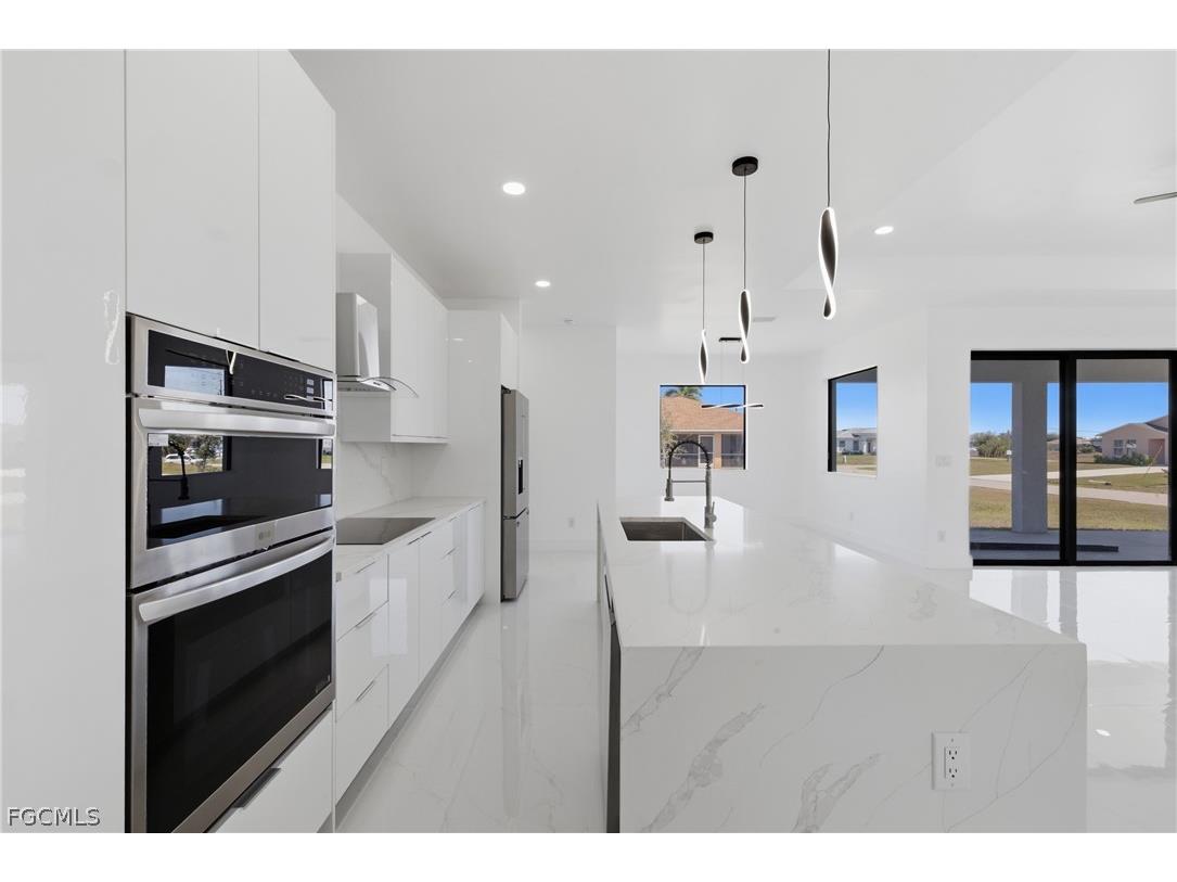 401 NW 25th Avenue Cape Coral FL 33993 2026010353 image17
