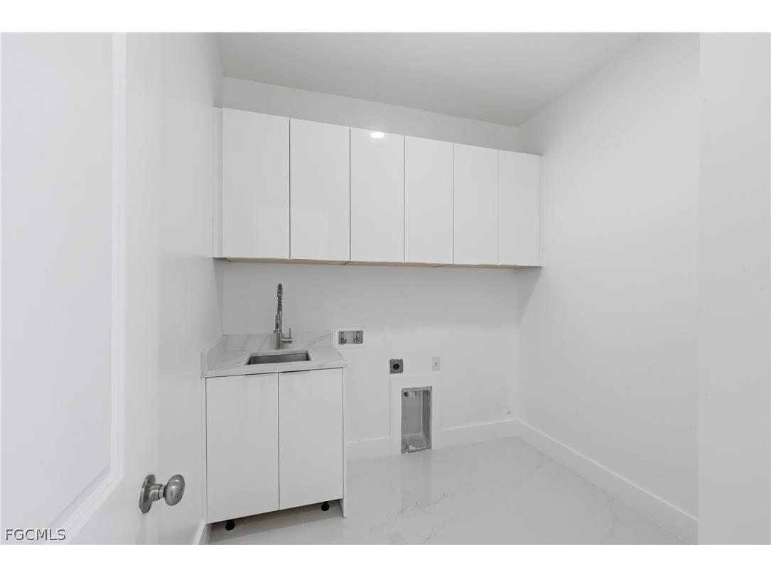 401 NW 25th Avenue Cape Coral FL 33993 2026010353 image18