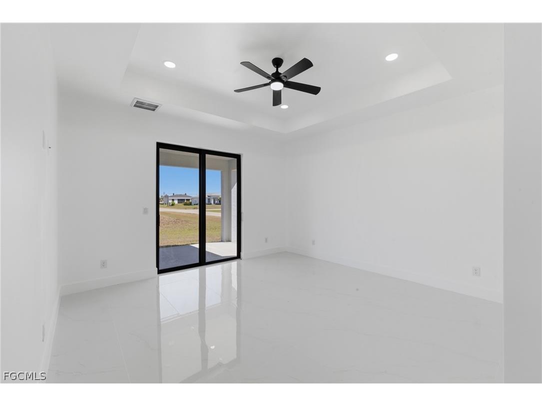 401 NW 25th Avenue Cape Coral FL 33993 2026010353 image21