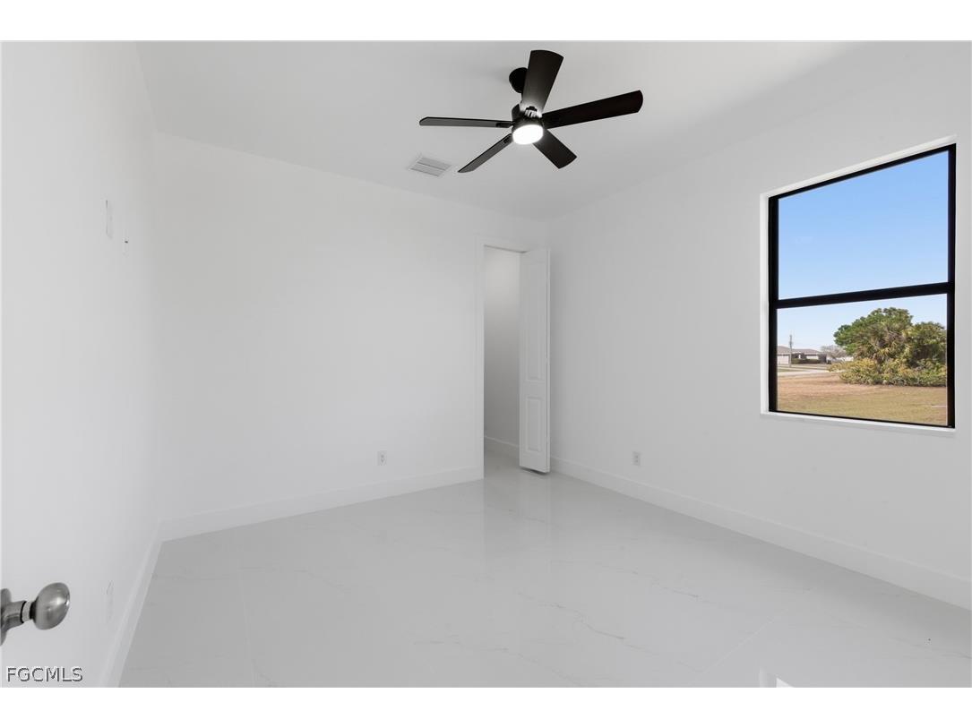 401 NW 25th Avenue Cape Coral FL 33993 2026010353 image32