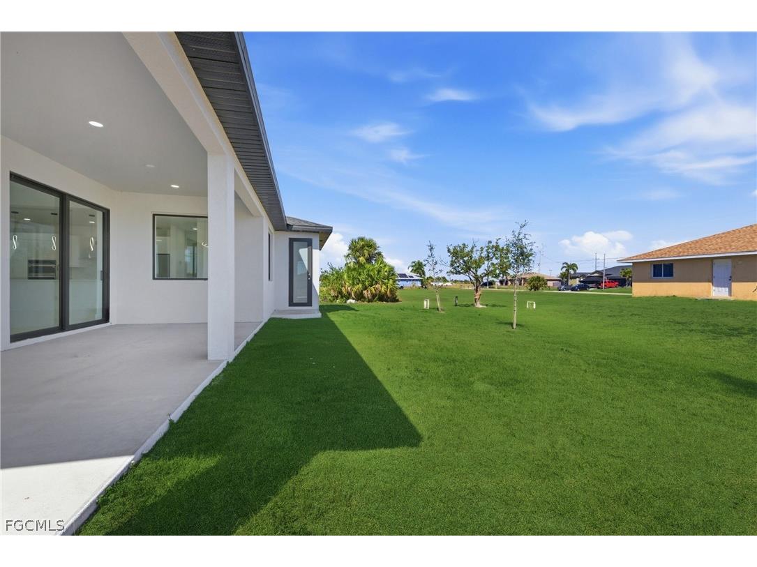 401 NW 25th Avenue Cape Coral FL 33993 2026010353 image36