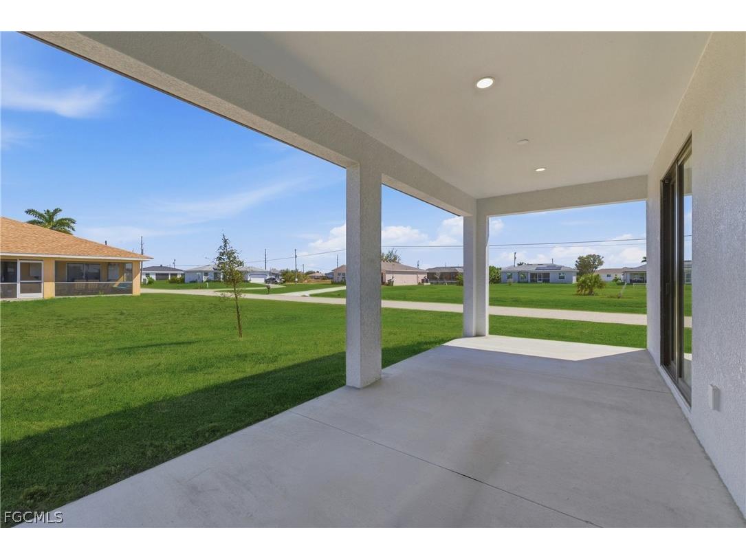 401 NW 25th Avenue Cape Coral FL 33993 2026010353 image37