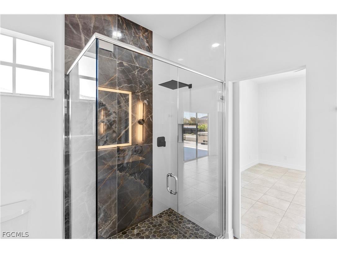 401 NW 27th Avenue Cape Coral FL 33993 2026007489 image19