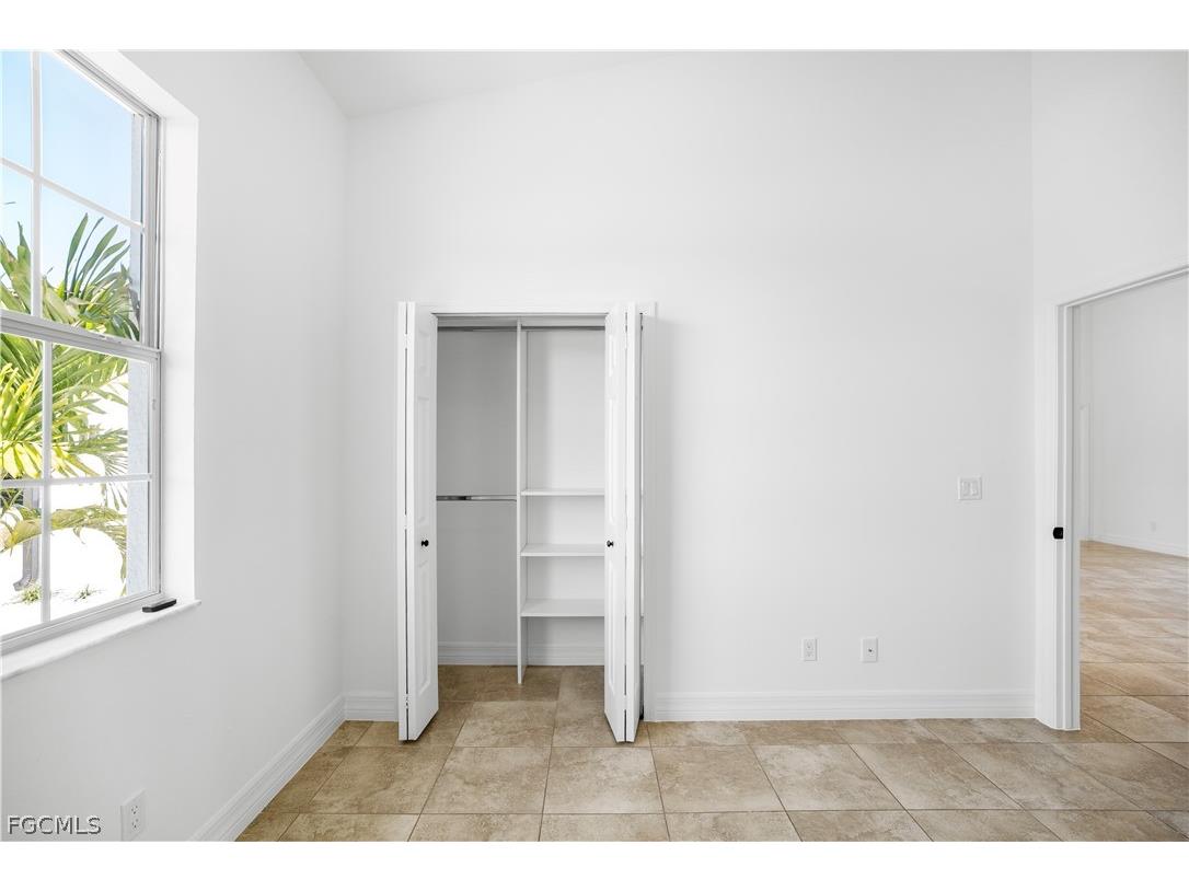 401 NW 27th Avenue Cape Coral FL 33993 2026007489 image33