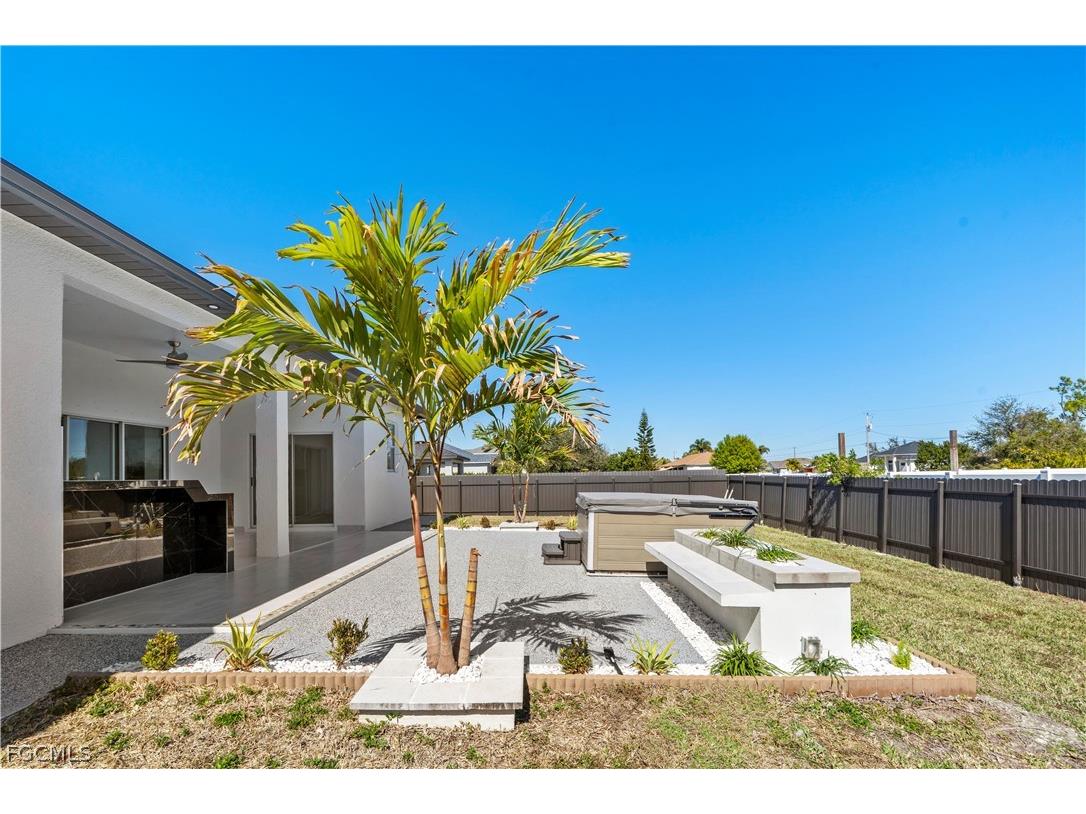 401 NW 27th Avenue Cape Coral FL 33993 2026007489 image41