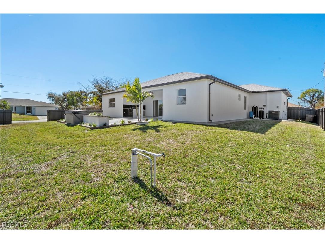 401 NW 27th Avenue Cape Coral FL 33993 2026007489 image46
