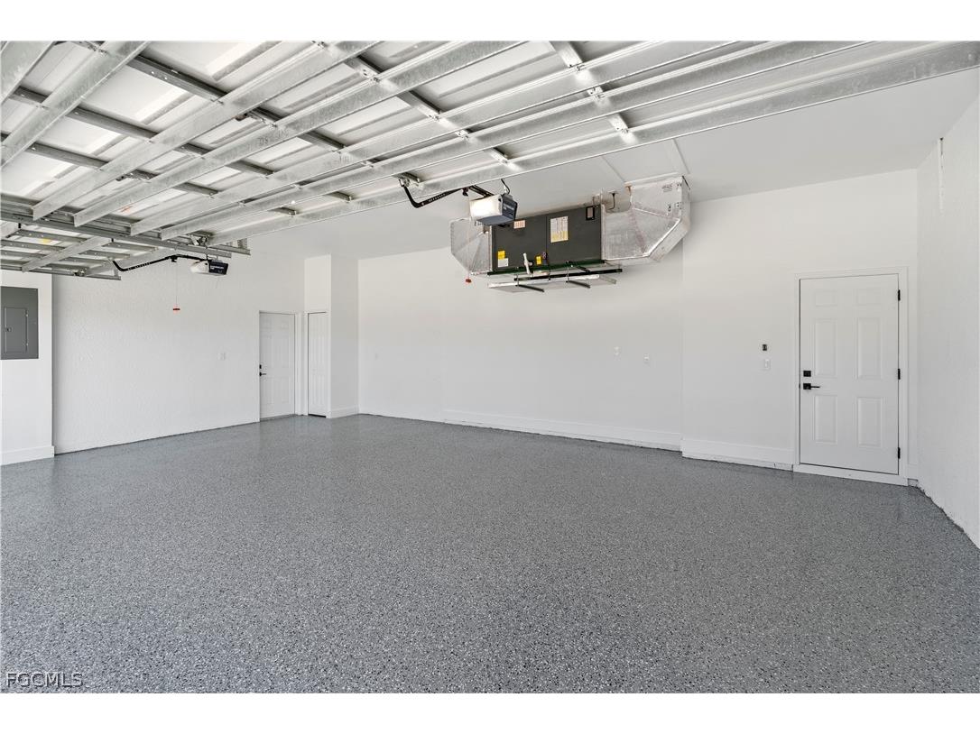 401 NW 27th Avenue Cape Coral FL 33993 2026007489 image5