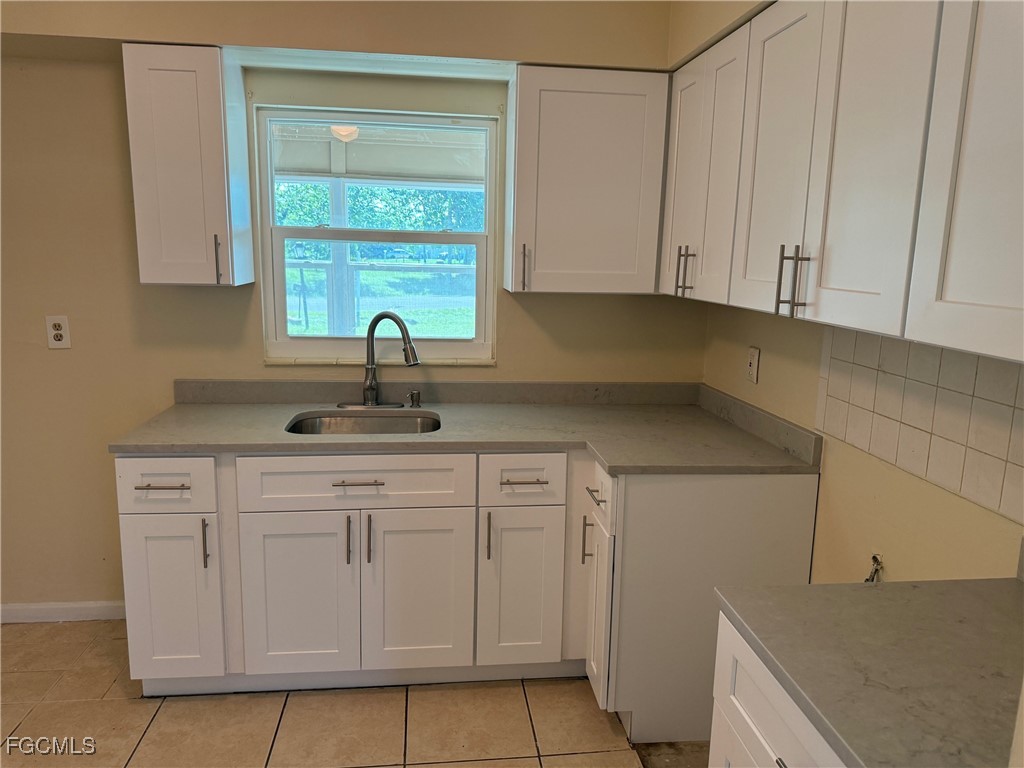 401 Oregon Road W Lehigh Acres FL 33971 2025010195 image3