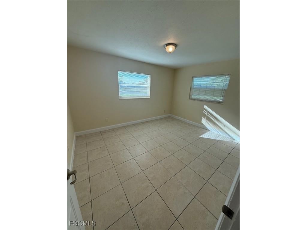 401 Oregon Road W Lehigh Acres FL 33971 2025010195 image9