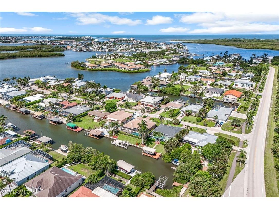 401 Panay Avenue Naples FL 34113 225065048 image4