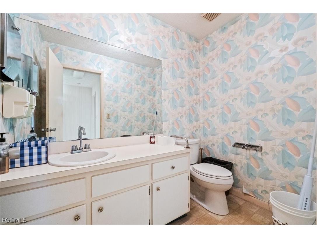 401 S W C Owen Avenue Clewiston FL 33440 2026007053 image18