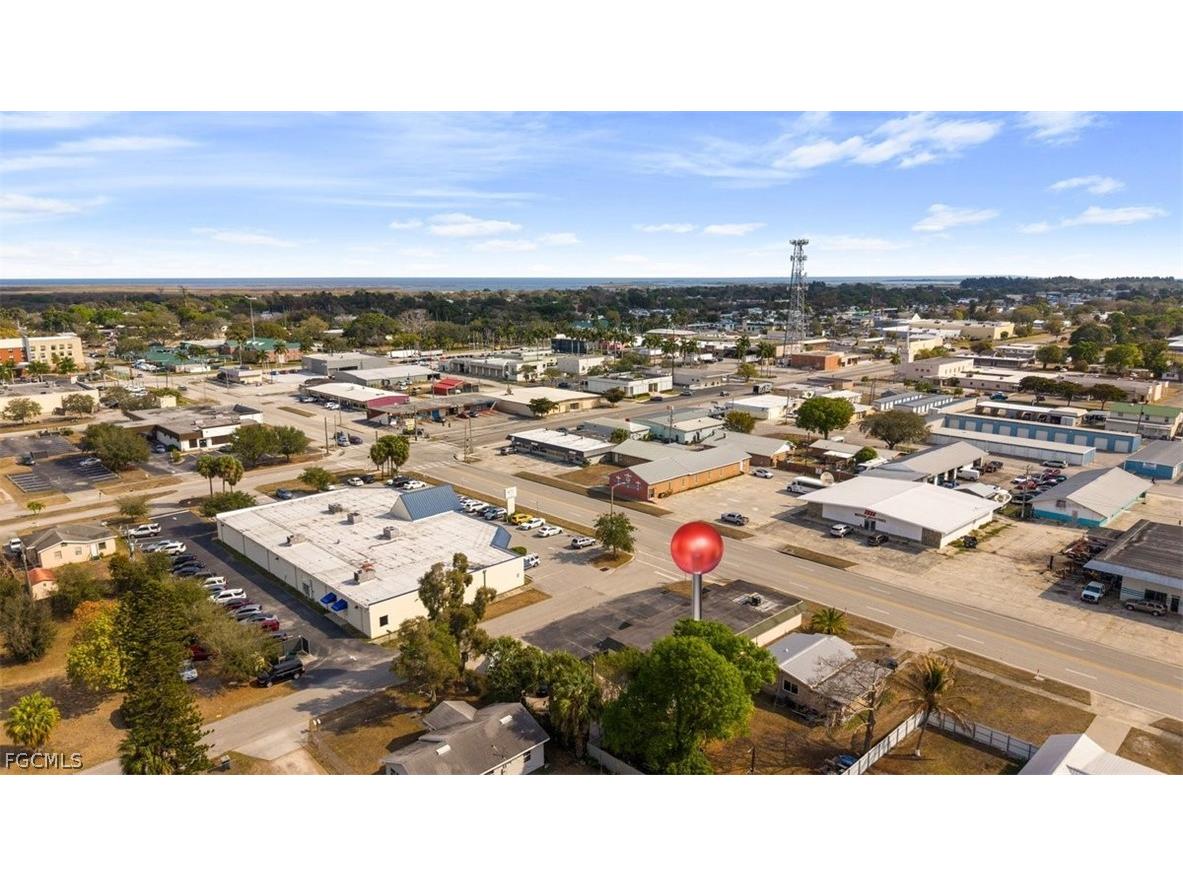 401 S W C Owen Avenue Clewiston FL 33440 2026007053 image4