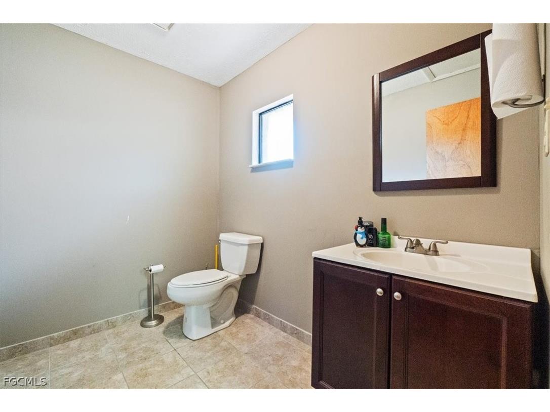 401 S W C Owen Avenue Clewiston FL 33440 2026007053 image9